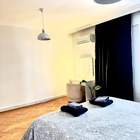 Apartment Deluxe Duplex In Center With 210 Degrees Bosphorus Viewed *