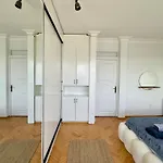 Deluxe Duplex In Center With 210 Degrees Bosphorus Viewed *